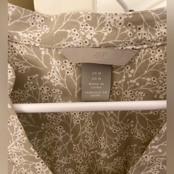 Beautiful Mint Floral Dress - Picture 4 of 4